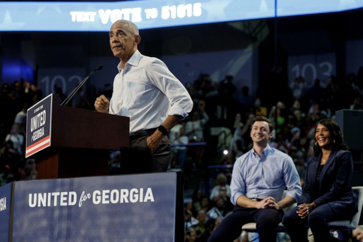 Obama repart en campagne pour réveiller les démocrates