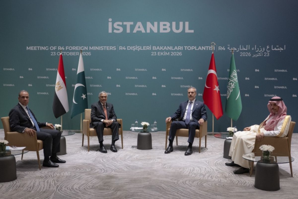 Huit pays d’Europe et du Moyen-Orient cherchent une voie d’apaisement à Istanbul