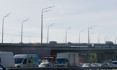 Un pont de Kiev hors service, la capitale prise dans les bouchons