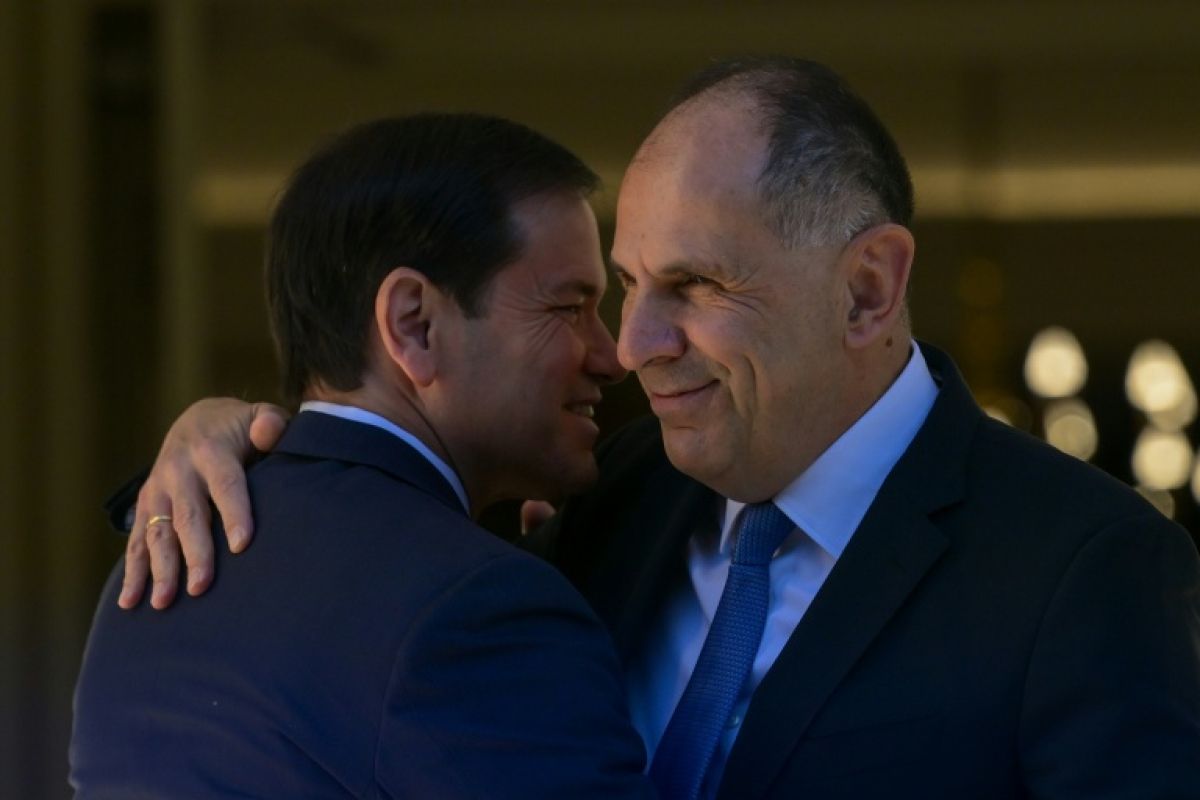 Devant l'Acropole, Marco Rubio appelle un Occident qu'il juge amnésique à se ressaisir
