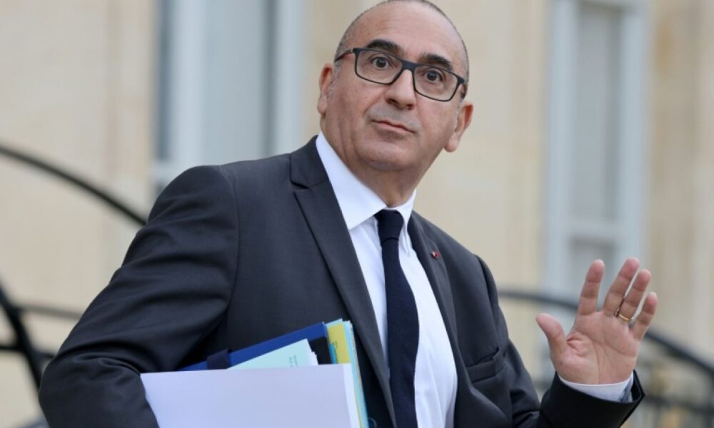 Le ministre de l'Intérieur rejette les accusations de répression contre la jeunesse
