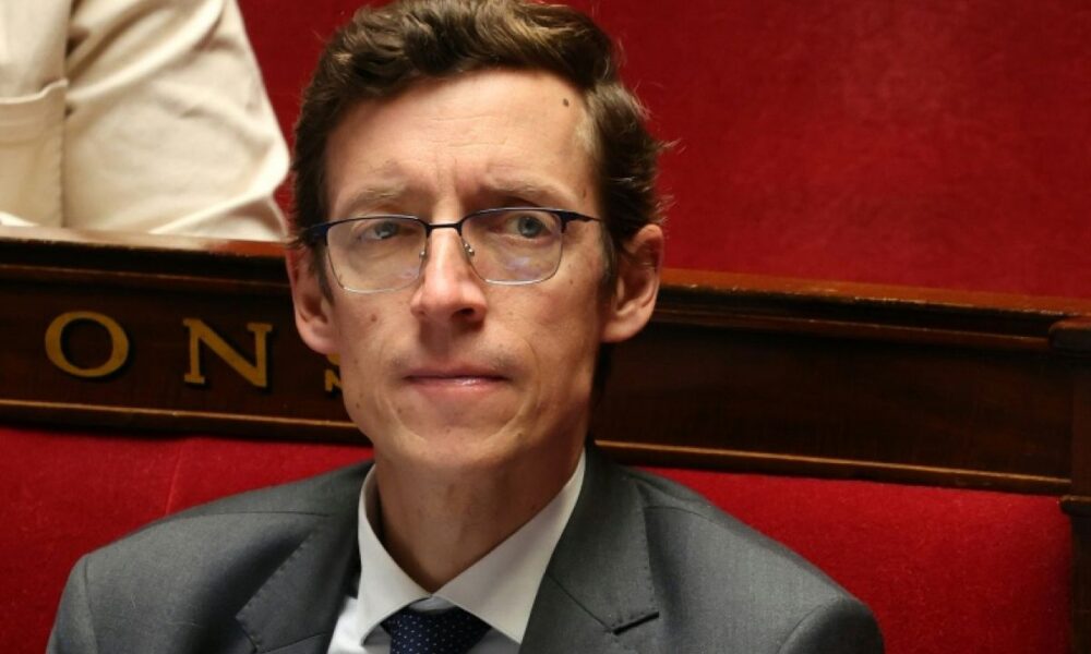 Les profs absents vont enfin avoir des remplaçants, promet le gouvernement