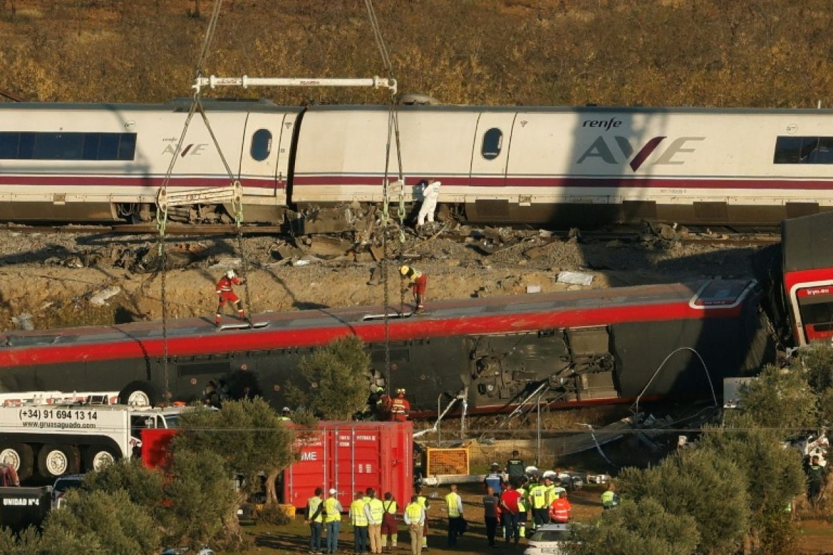 En Espagne, l’identification des victimes de la collision ferroviaire reste complexe