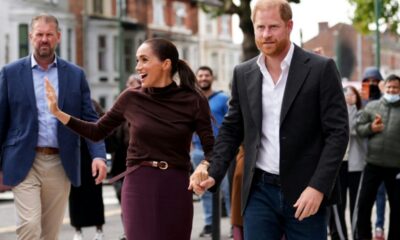 Meghan et Harry renouent avec la foule britannique à Nottingham