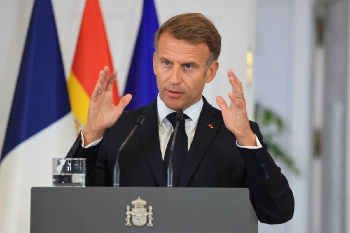 Messages antisémites, Macron interpelle le RN et Bardella lui répond du tac au tac