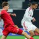 Trois buts, zéro mot. Barcola marque l'histoire de Liverpool en silence