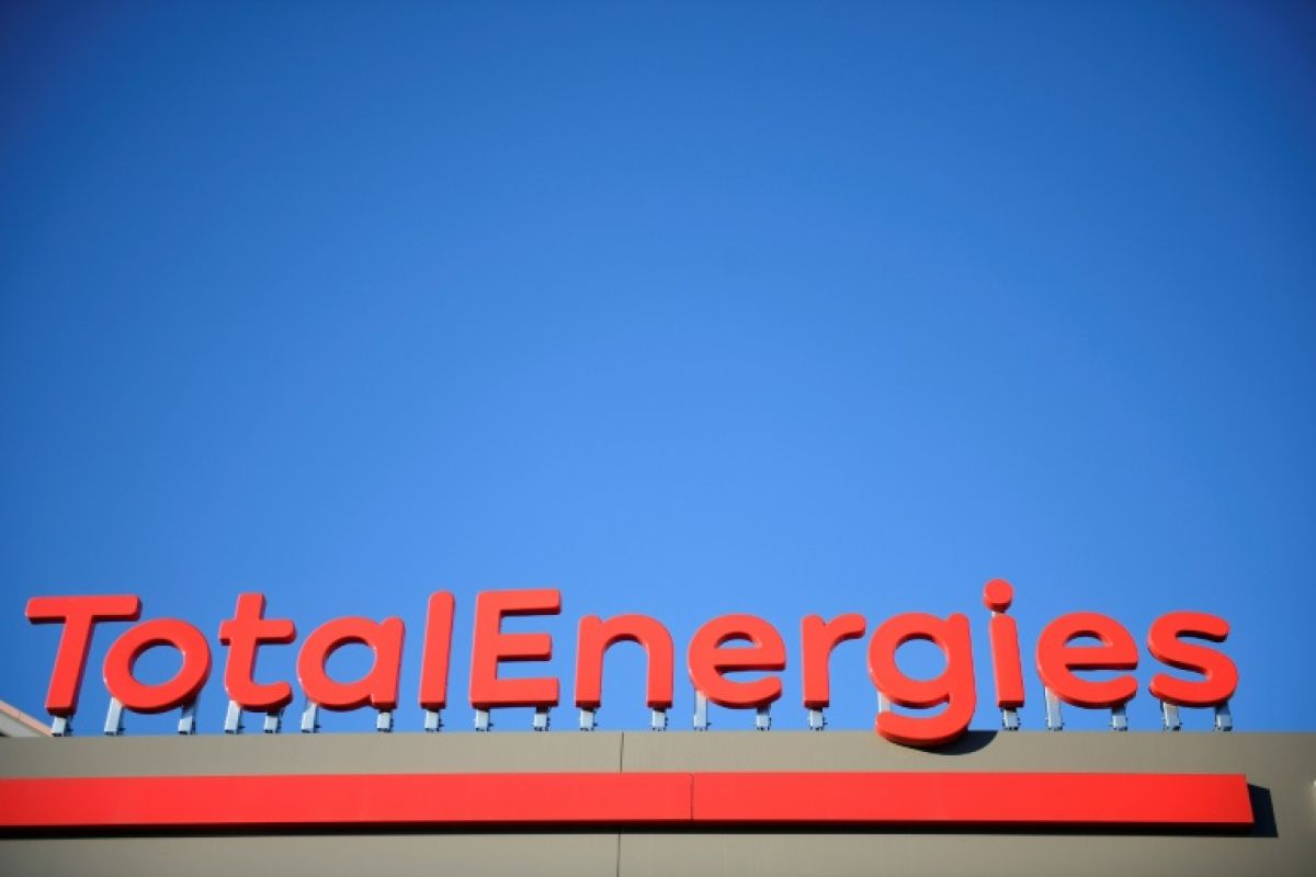 TotalEnergies empoche 8,3 milliards de dollars et se retrouve sous le feu des critiques