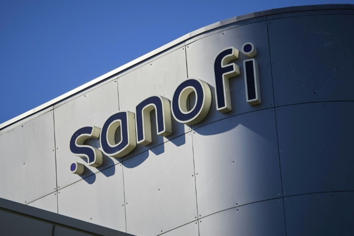 Sanofi évite l'amende en promettant de corriger ses messages sur le vaccin rival