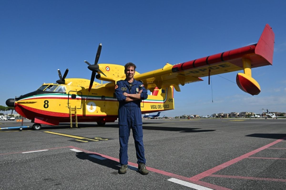 Après un été de flammes, l'Italie met au repos sa flotte record de Canadair