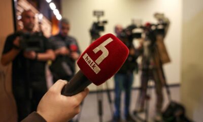La police turque s'empare du siège de Halk TV et réduit l'opposition au silence