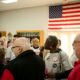 A 68 ans, cette retraitée de l'Ohio reprend le travail pour payer son essence